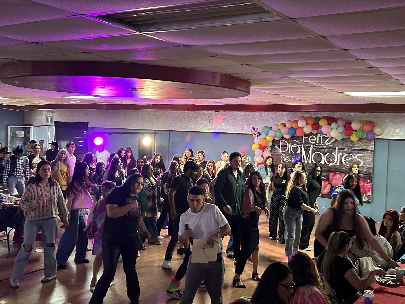 10 de mayo evento