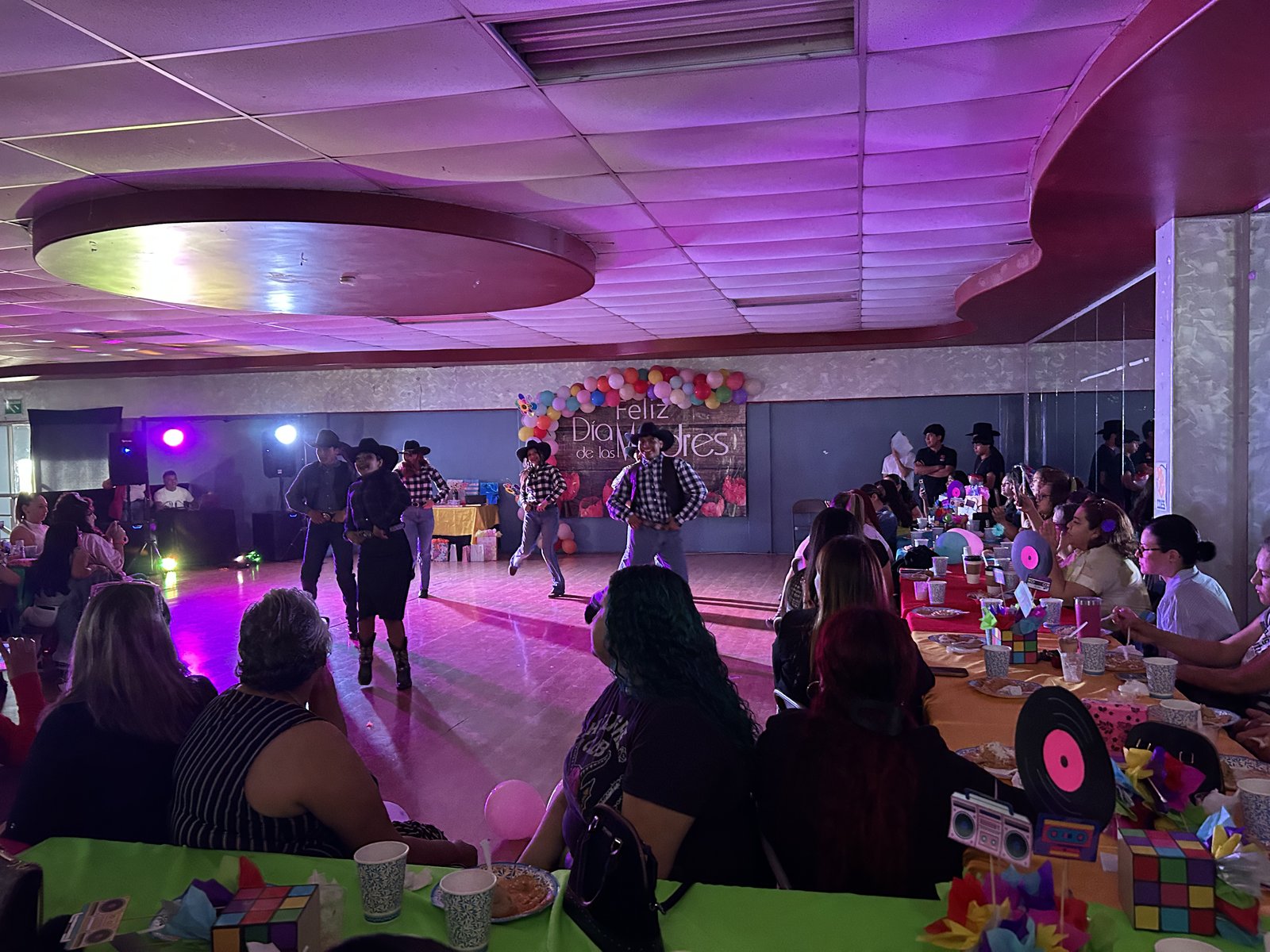 10 de mayo evento